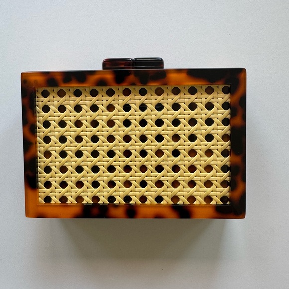 RAE OF LIGHT // Tortoise Cane Acrylic Clutch Tuckernuck - Picture 6 of 7